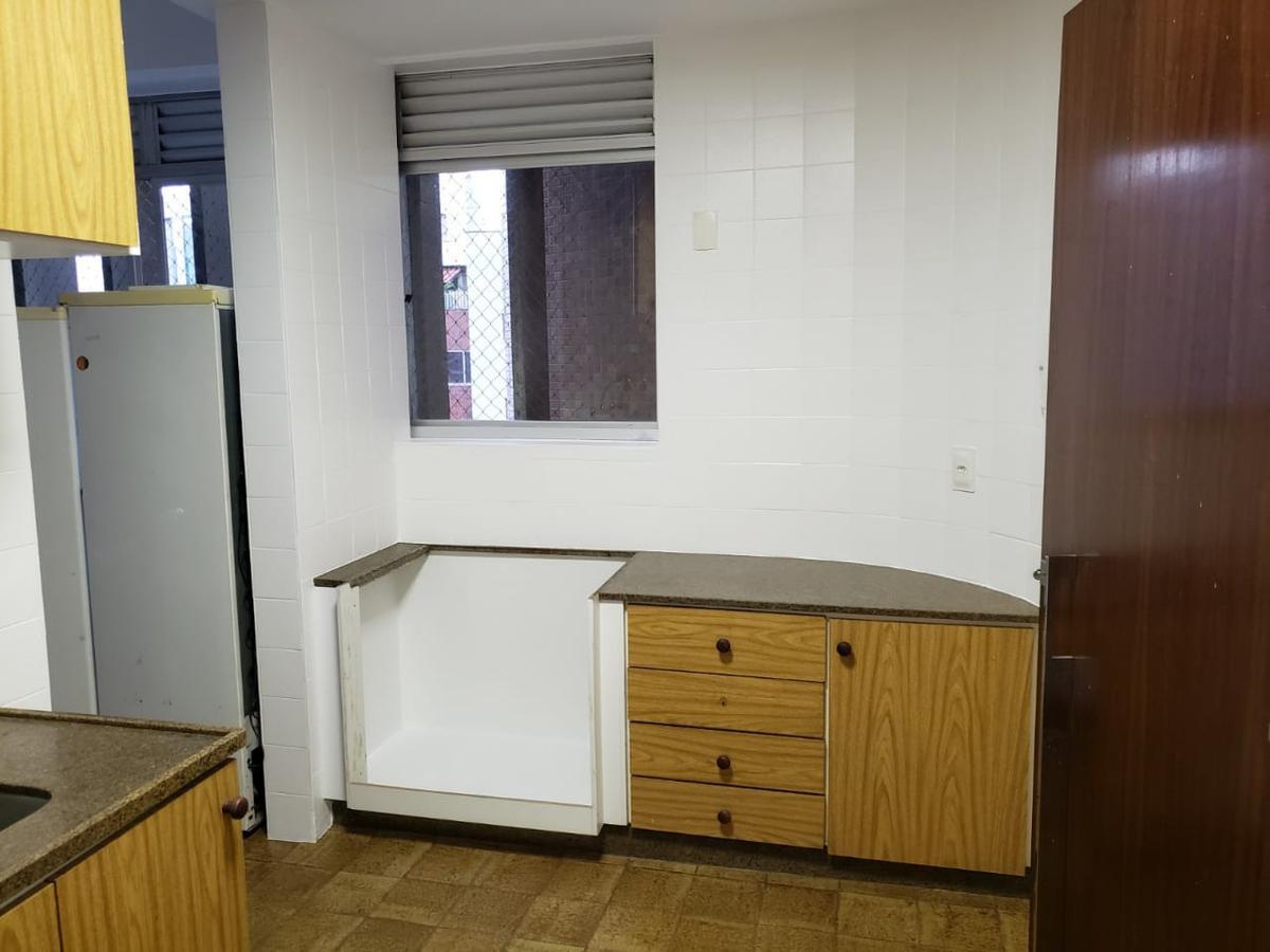 Apartamento, Funcionários, 4 Quartos, 2 Vagas, 1 Suíte