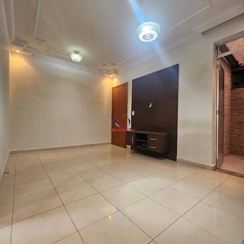 Área Privativa, Cabral, 2 Quartos, 1 Vaga