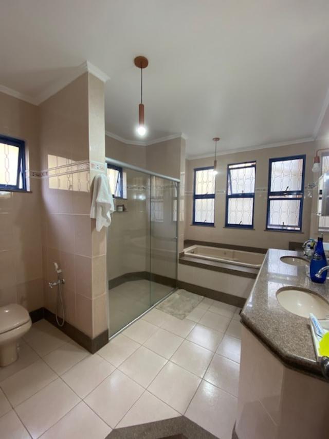 Casa, Serra, 5 Quartos, 4 Vagas, 4 Suítes