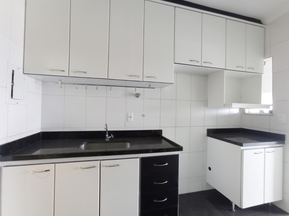Casa, Jardim Leblon, 3 Quartos, 2 Vagas, 1 Suíte