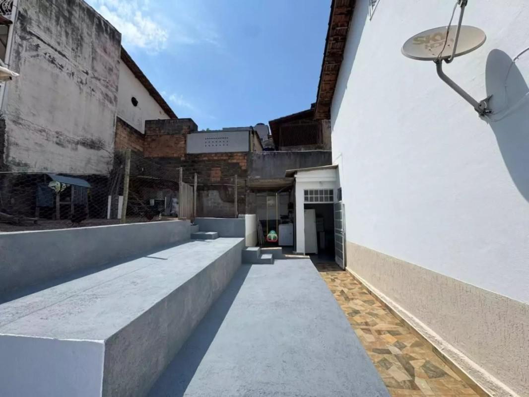 Casa, Teixeira Dias (barreiro), 4 Quartos, 2 Vagas