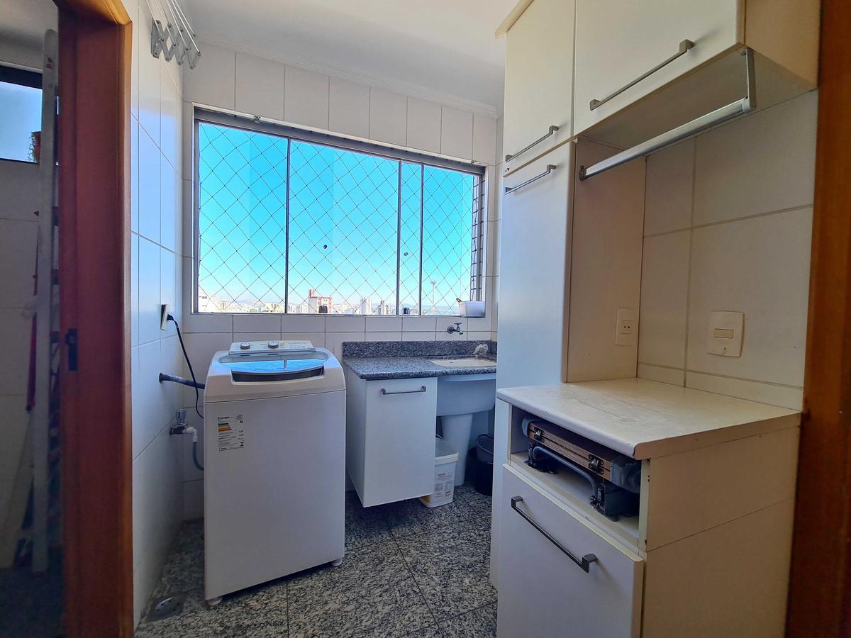 Apartamento, Ouro Preto, 4 Quartos, 4 Vagas, 2 Suítes