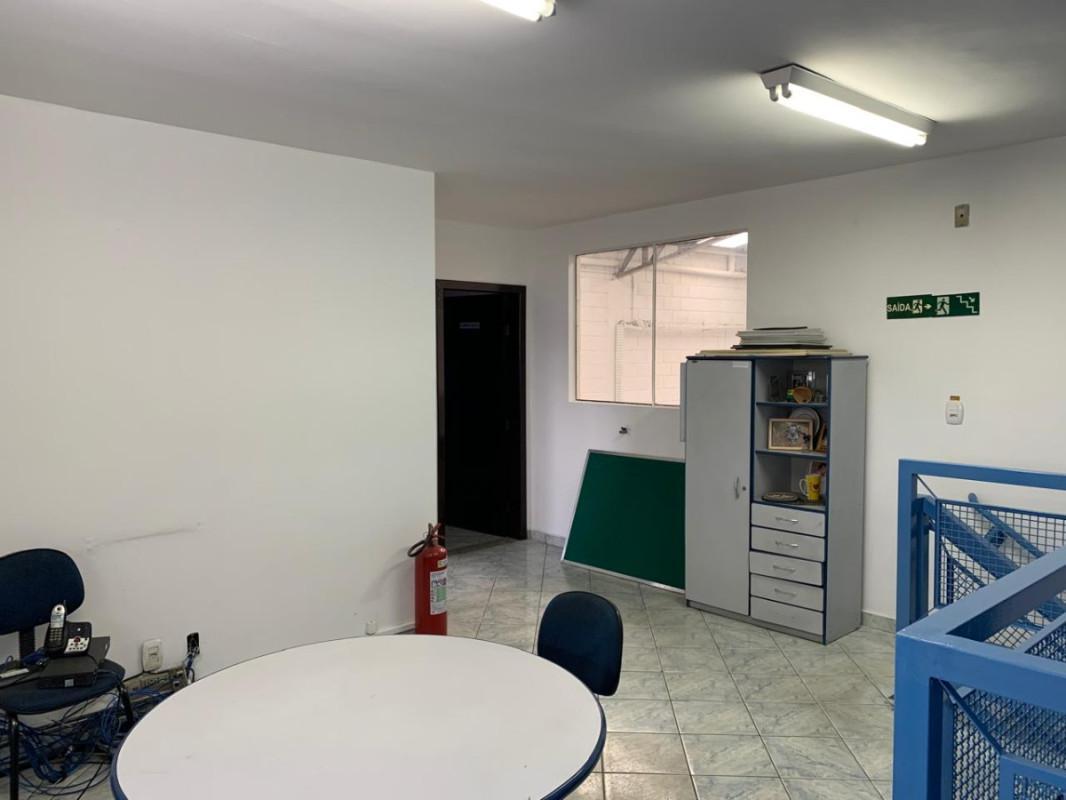 Galpão, Jardim Riacho das Pedras, 0 Quarto, 0 Vaga