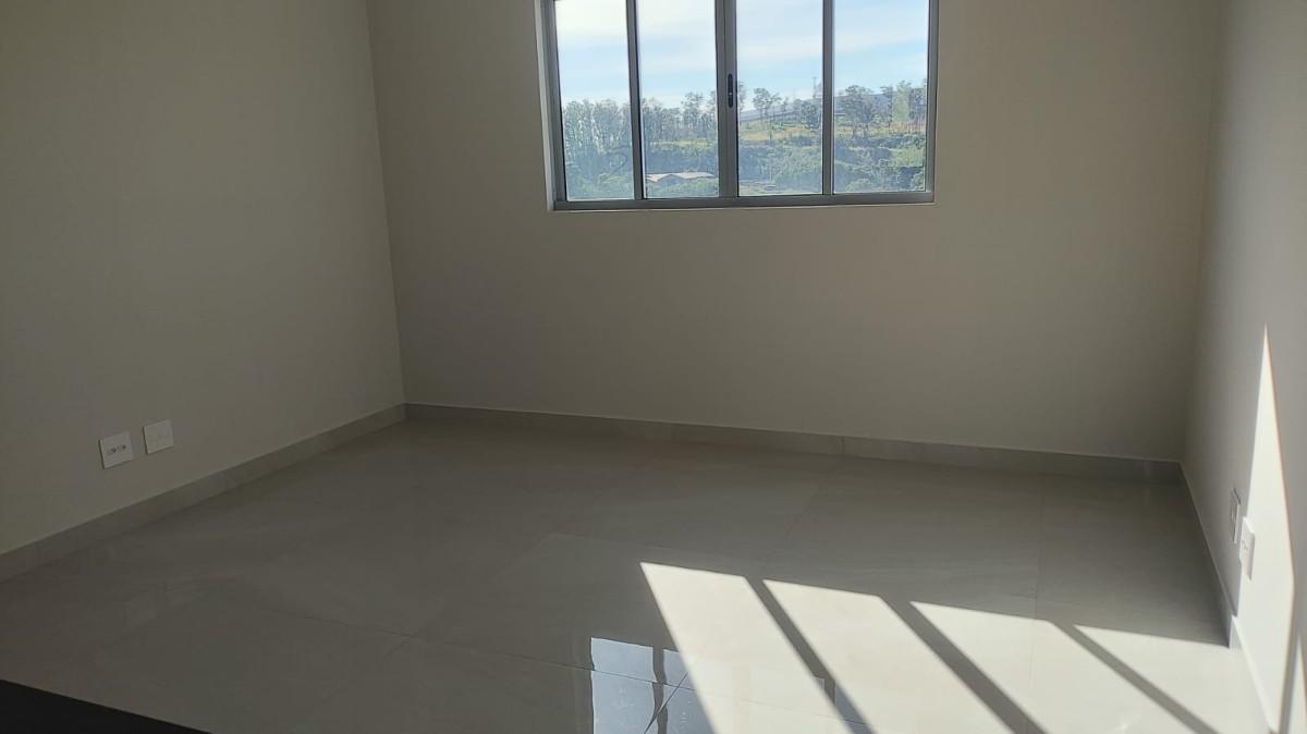 Apartamento, Barreiro, 3 Quartos, 2 Vagas, 1 Suíte