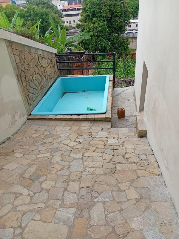 Casa, Paulo VI, 3 Quartos, 2 Vagas, 1 Suíte