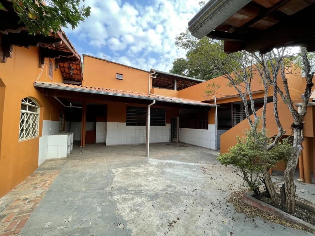 Casa, Braúnas, 5 Quartos, 1 Vaga