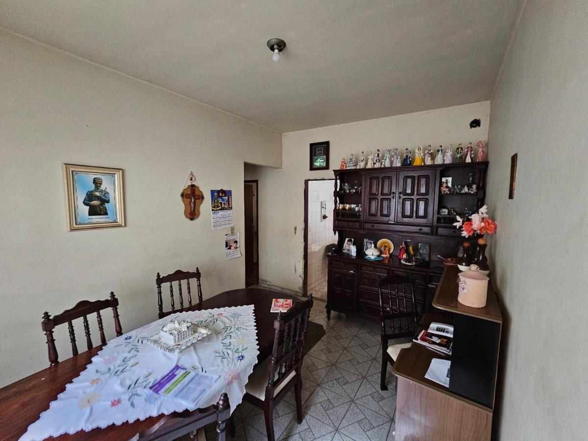 Casa, Dona Clara, 3 Quartos, 4 Vagas, 1 Suíte