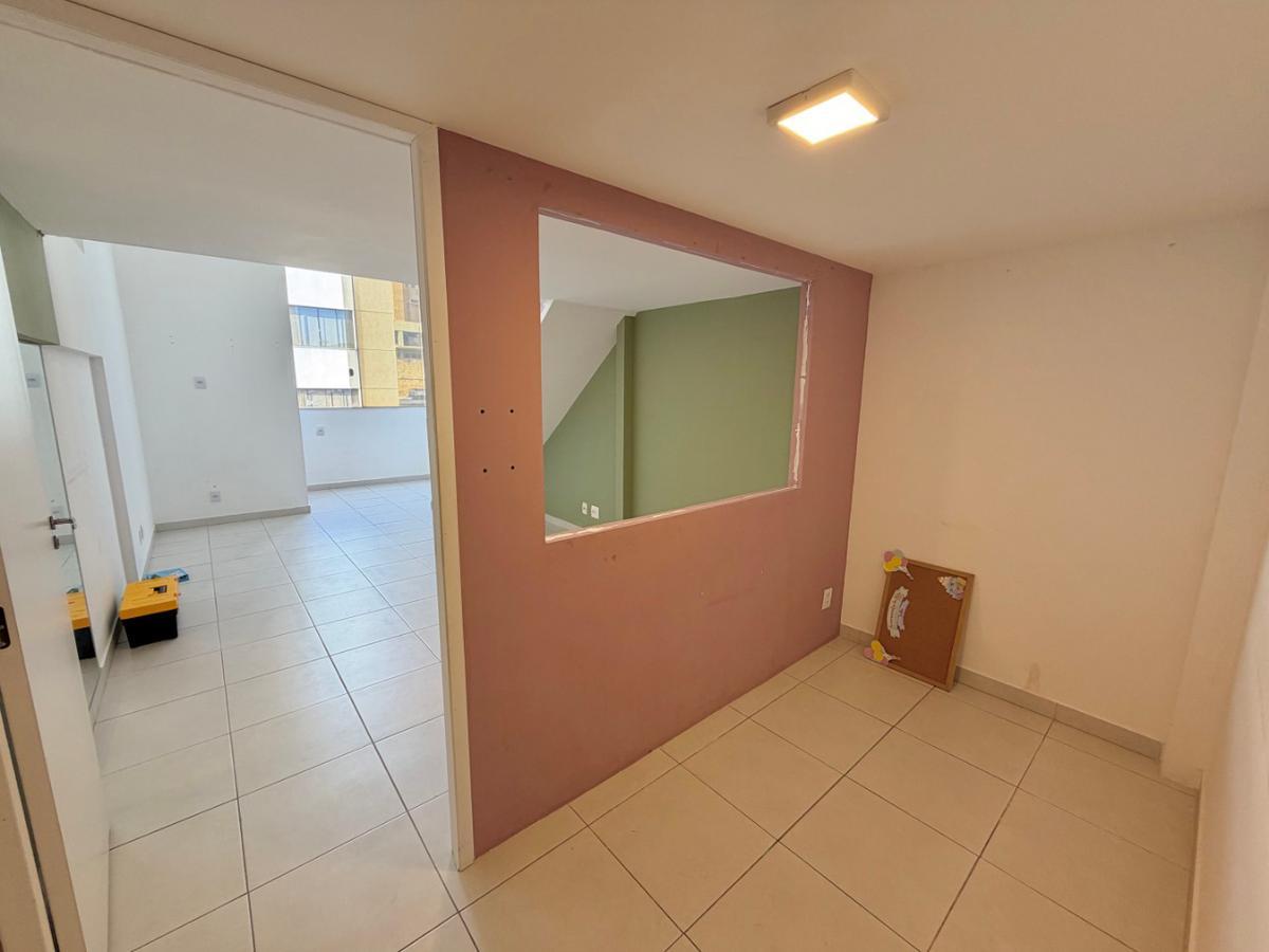 Sala, São José, 0 Quarto, 1 Vaga