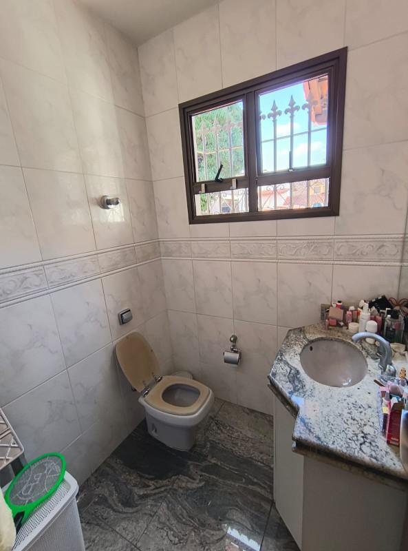 Casa, Tirol, 5 Quartos, 8 Vagas, 1 Suíte