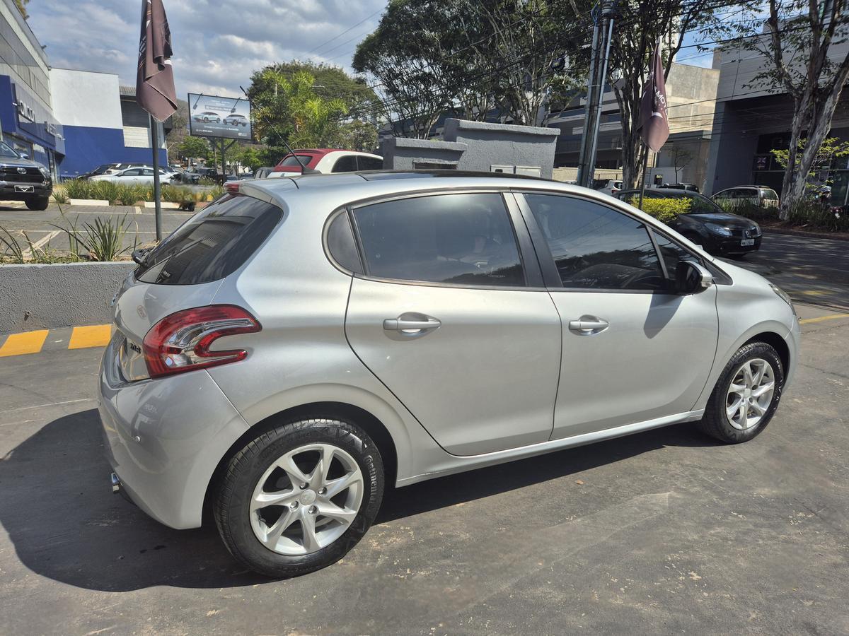 Peugeot 208 Allure 1.5 Flex 8v 5p