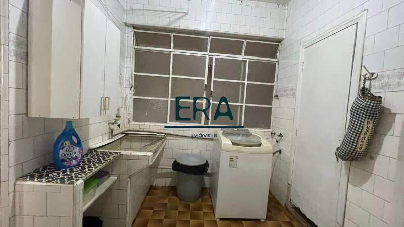 Apartamento, Centro, 4 Quartos, 0 Vaga, 1 Suíte