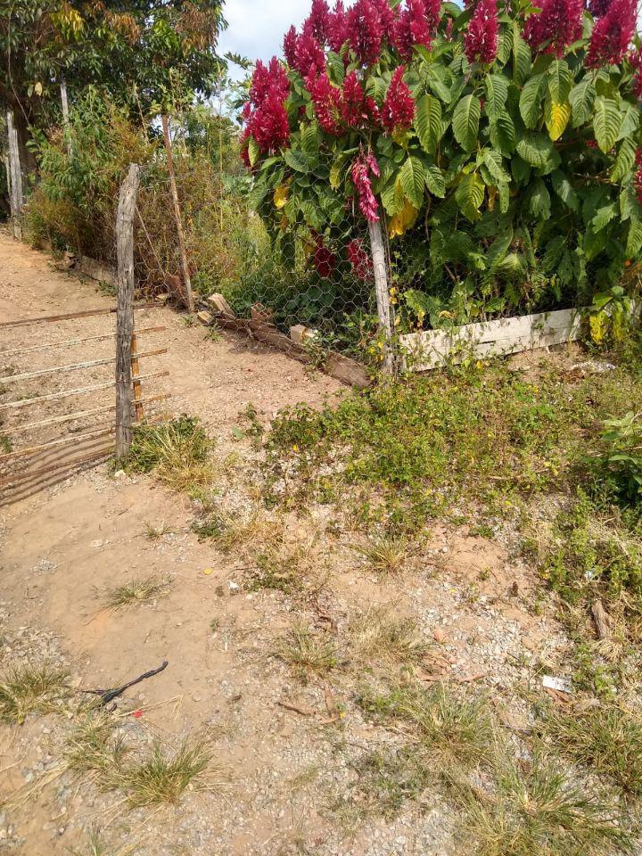 Lote, Novo Retiro, 0 Quarto, 2 Vagas