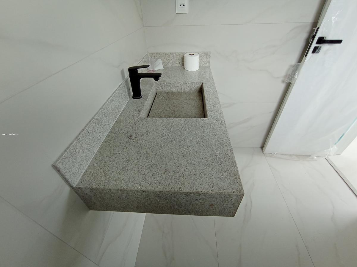 Casa, Planalto, 3 Quartos, 2 Vagas, 1 Suíte