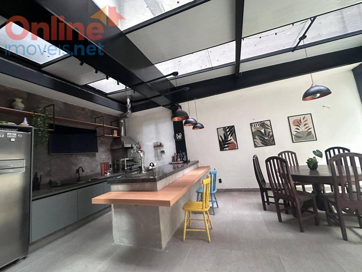 Apartamento, Funcionários, 4 Quartos, 0 Vaga, 1 Suíte