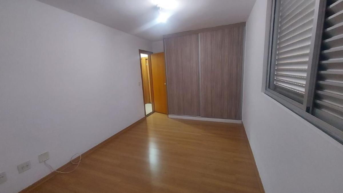 Apartamento, Santa Cruz, 3 Quartos, 2 Vagas, 1 Suíte