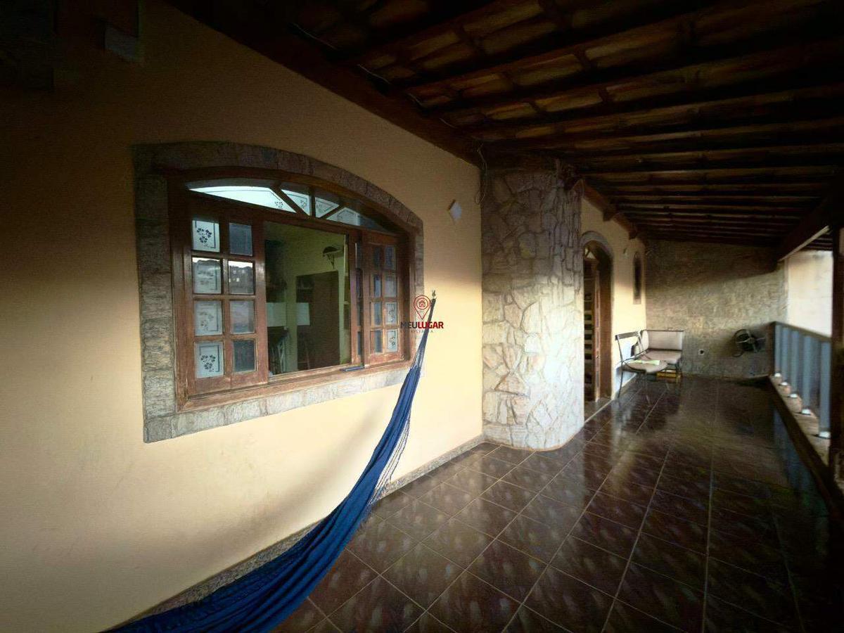 Casa, Diamante, 5 Quartos, 2 Vagas, 1 Suíte