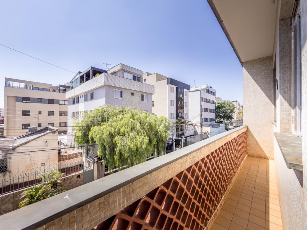 Apartamento, Floresta, 2 Quartos, 1 Vaga