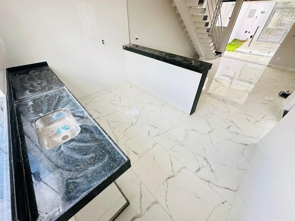 Casa, Santa Amélia, 3 Quartos, 2 Vagas, 1 Suíte