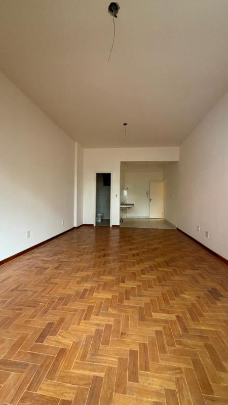 Apartamento, Centro, 1 Quarto, 0 Vaga, 1 Suíte