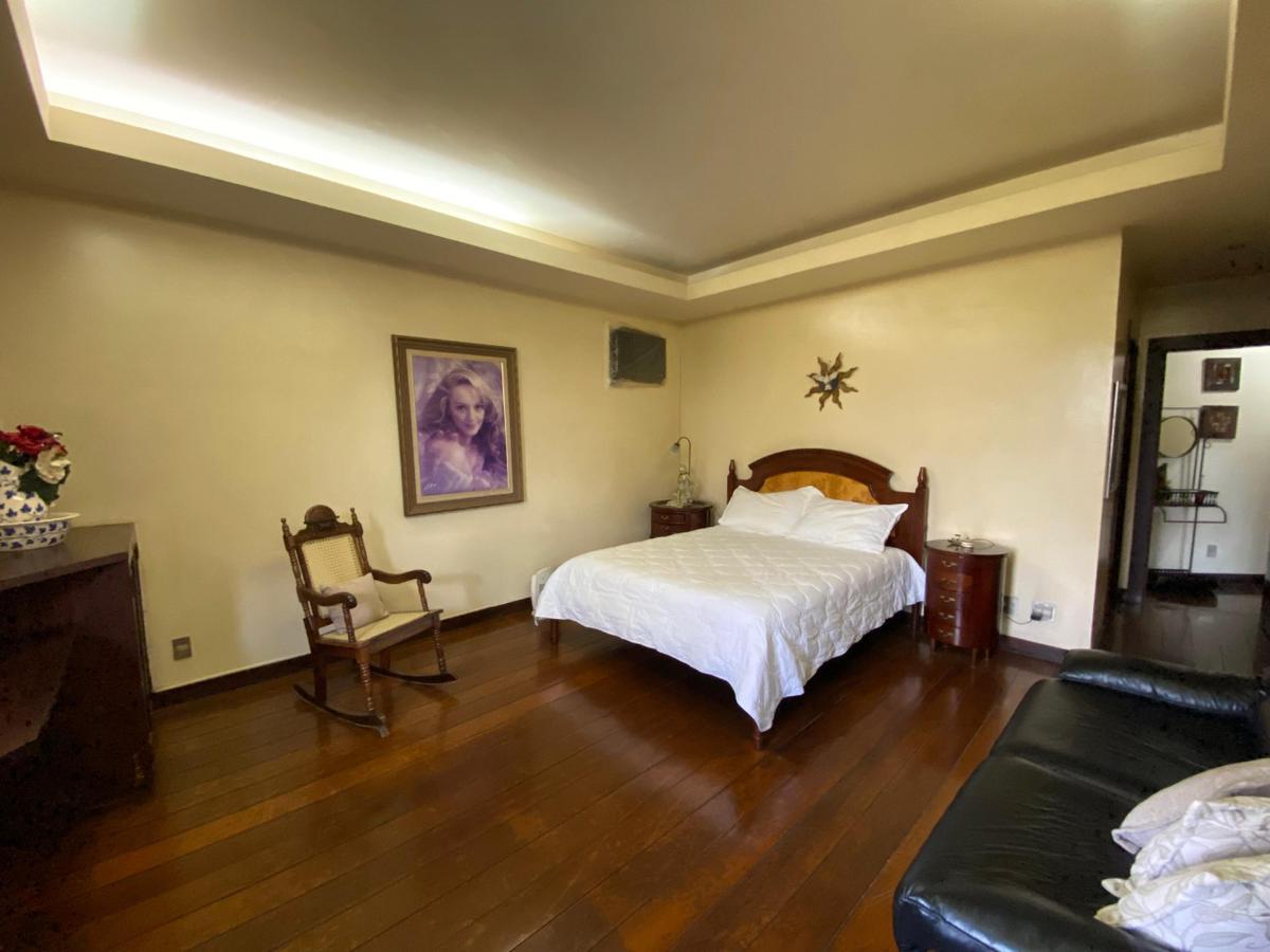 Casa, Bandeirantes (pampulha), 4 Quartos, 10 Vagas, 2 Suítes