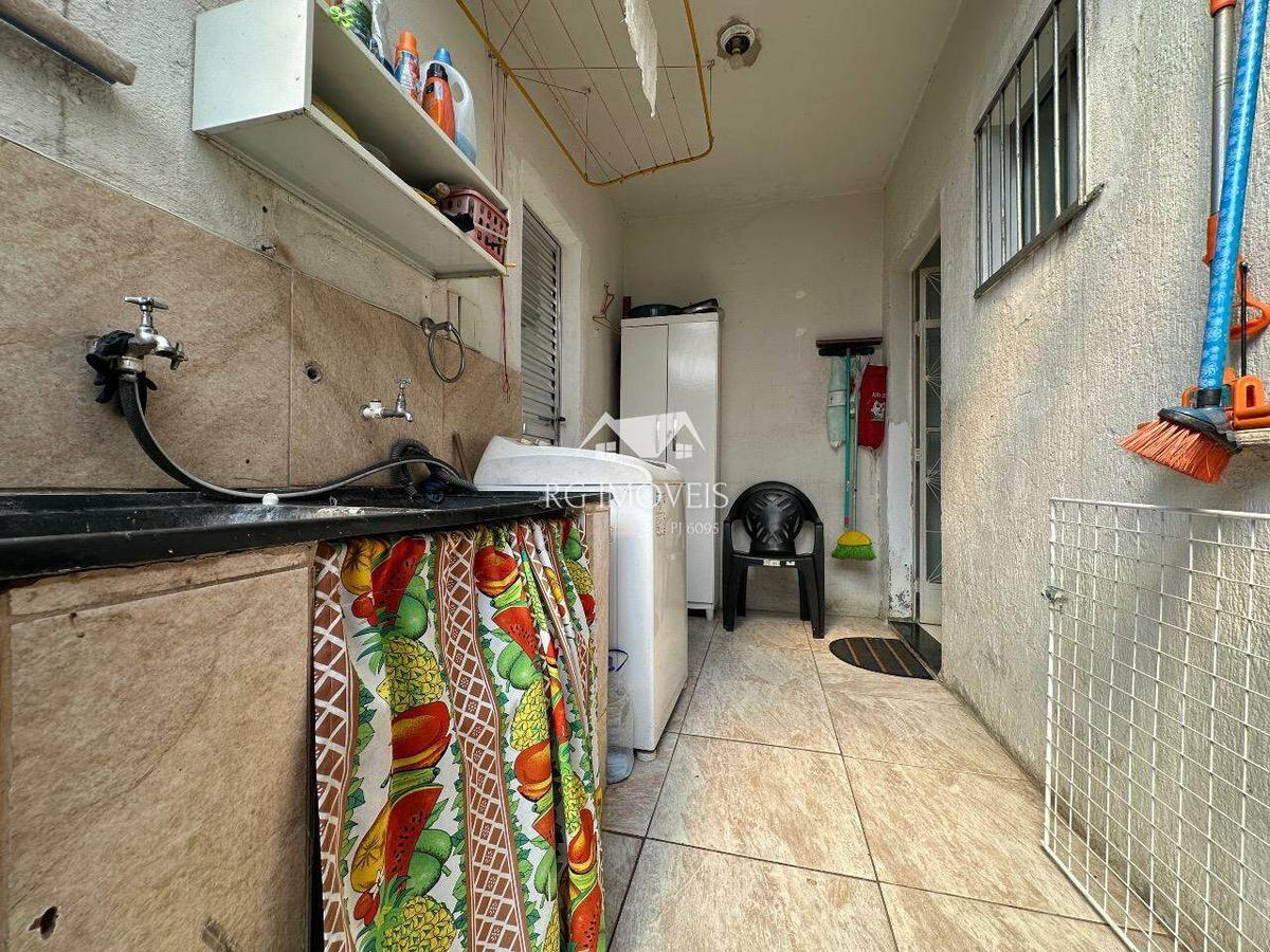 Casa, Conjunto Ademar Maldonado, 4 Quartos, 3 Vagas, 1 Suíte