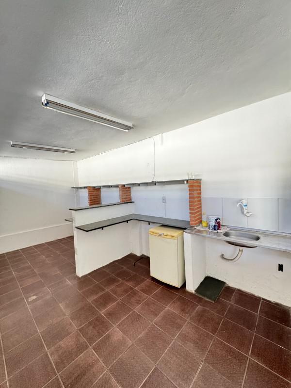 Andar, Barreiro, 0 Quarto, 5 Vagas