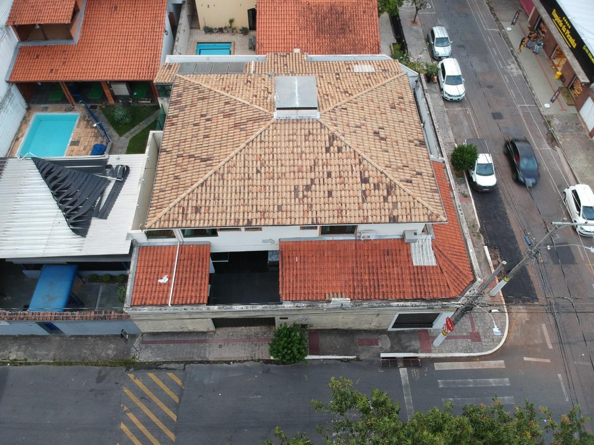 Casa Comercial, Coração Eucarístico, 2 Quartos, 4 Vagas, 10 Suítes
