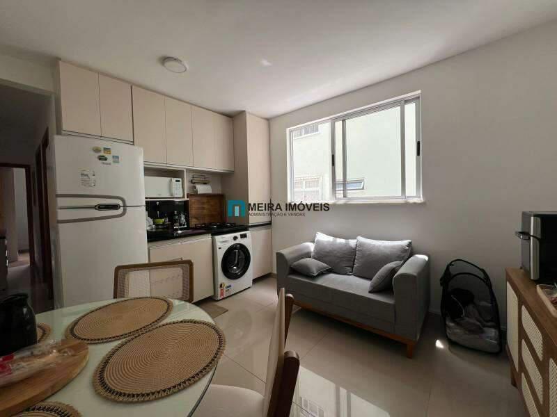 Apartamento, Sagrada Família, 2 Quartos, 1 Vaga