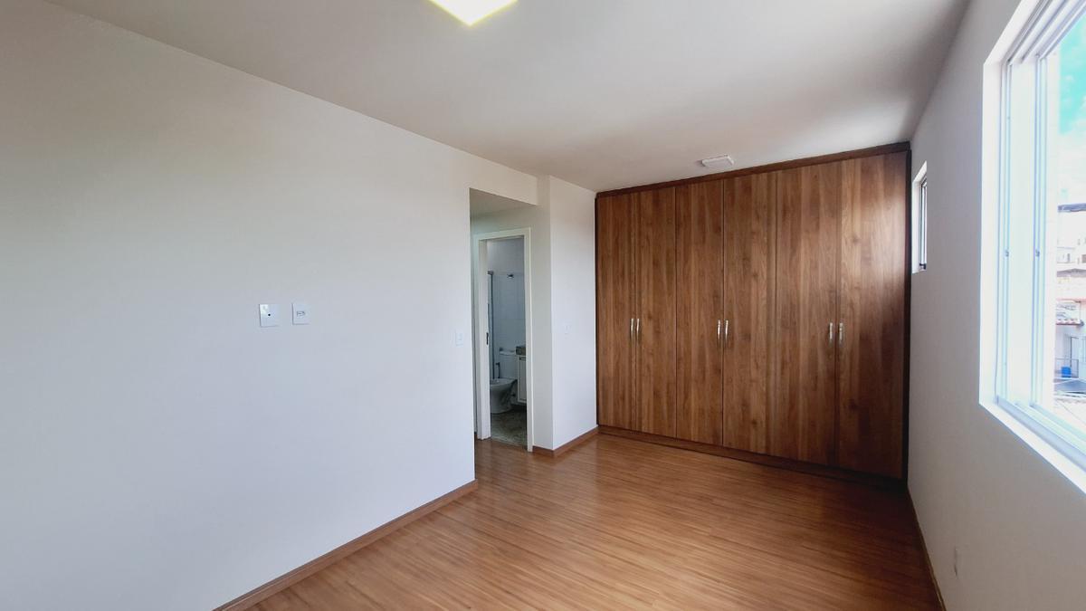 Cobertura, Concórdia, 4 Quartos, 2 Vagas, 2 Suítes