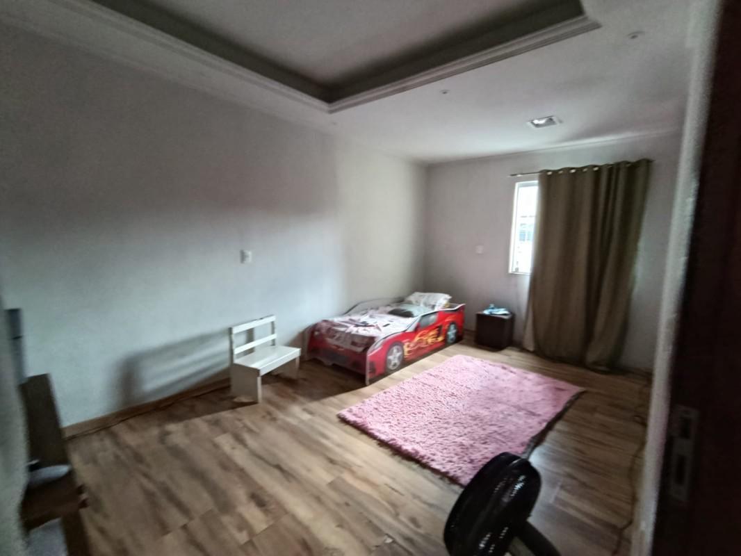 Casa, Piratininga (venda Nova), 9 Quartos, 3 Vagas, 2 Suítes