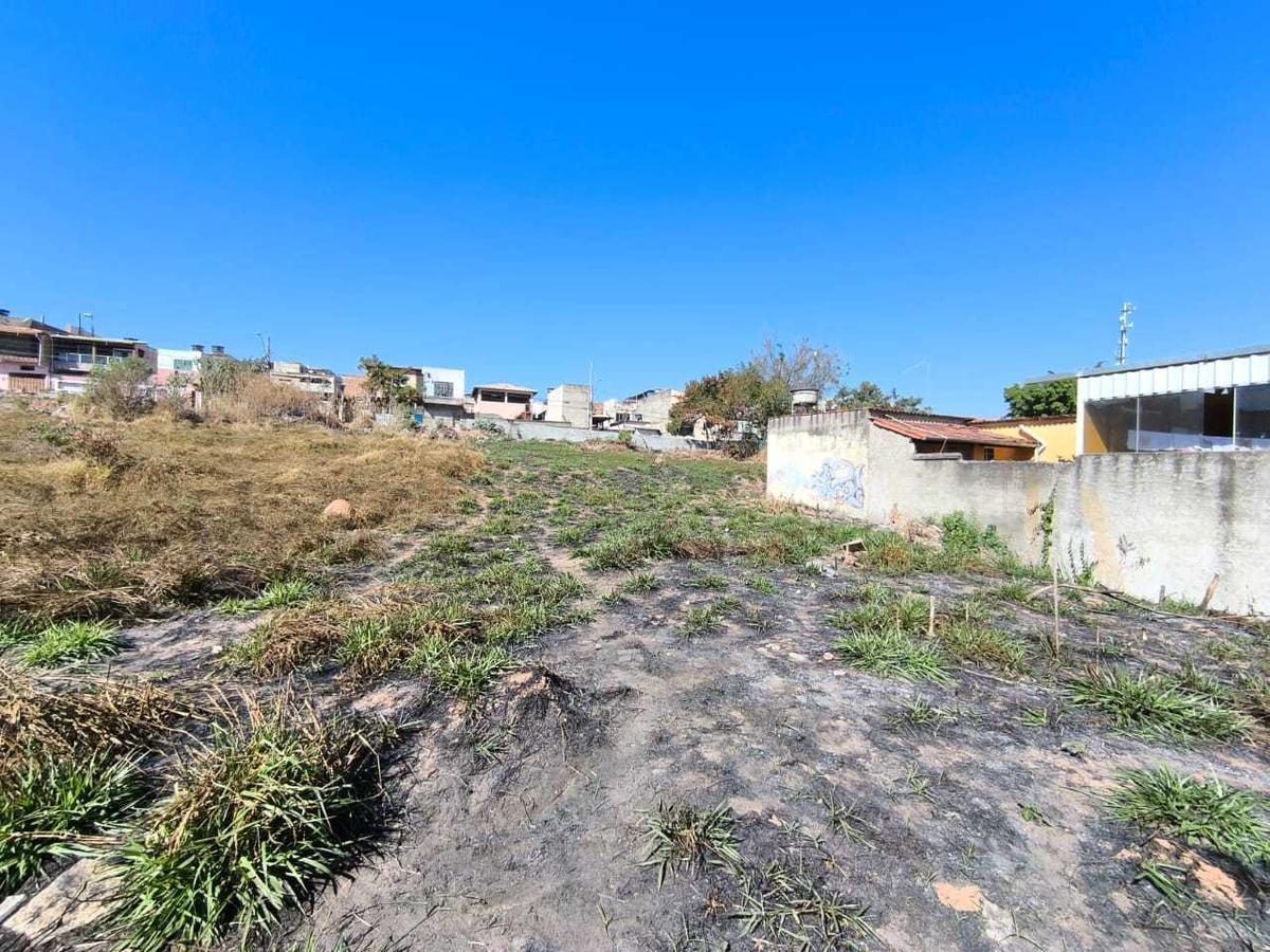 Lote, Pedra Azul, 0 Quarto, 0 Vaga