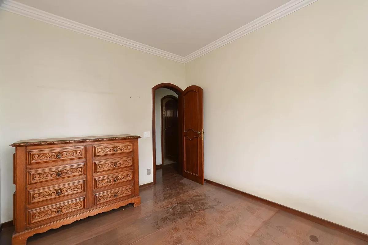 Apartamento, Funcionários, 4 Quartos, 3 Vagas, 2 Suítes
