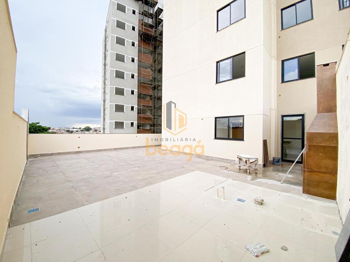 Apartamento, Serrano, 2 Quartos, 2 Vagas