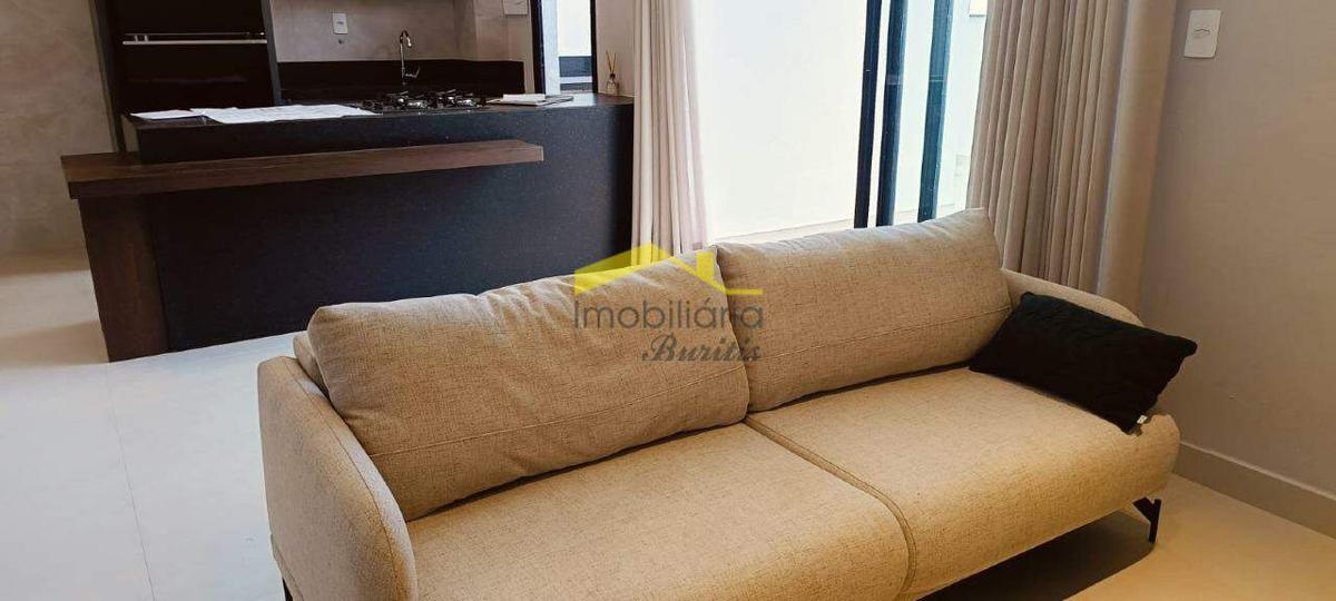 Casa, Buritis, 2 Quartos, 2 Vagas, 2 Suítes