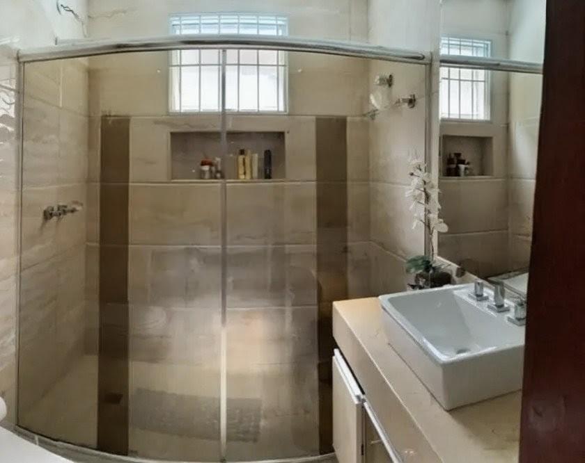Casa, Ipê, 5 Quartos, 6 Vagas, 1 Suíte