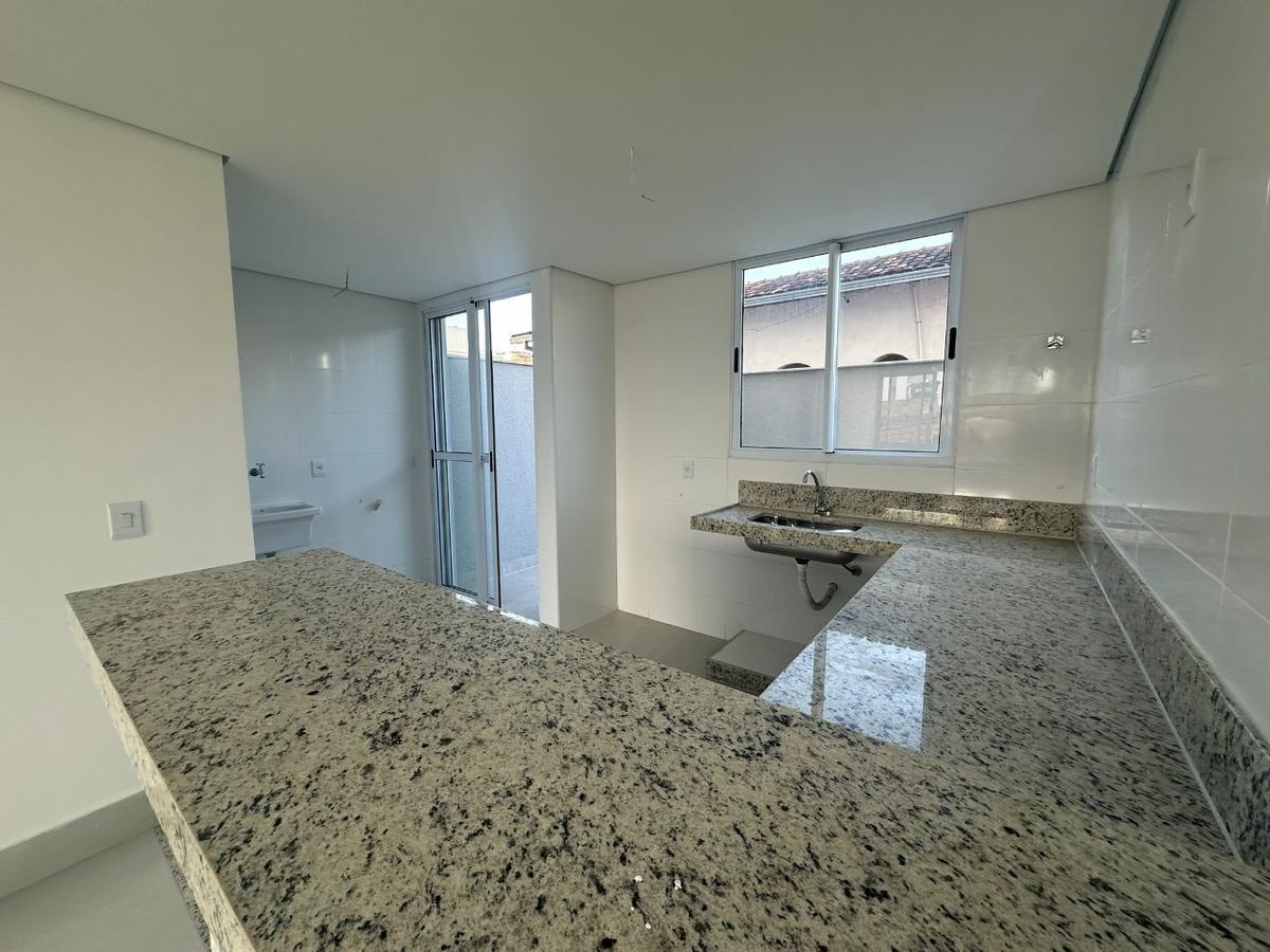 Apartamento, Ipiranga, 2 Quartos, 2 Vagas, 1 Suíte