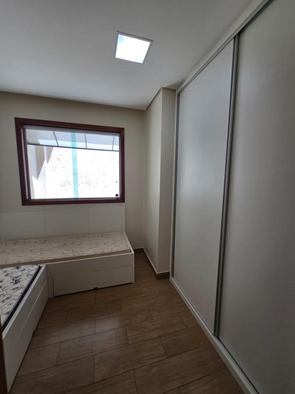 Casa, Serrano, 3 Quartos, 4 Vagas, 1 Suíte