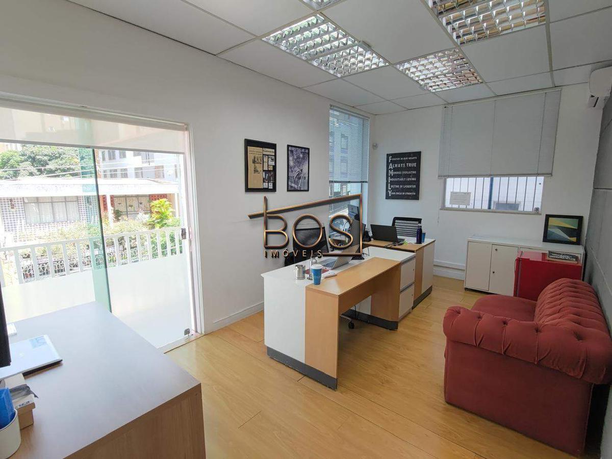 Casa, Vila Paris, 6 Quartos, 4 Vagas