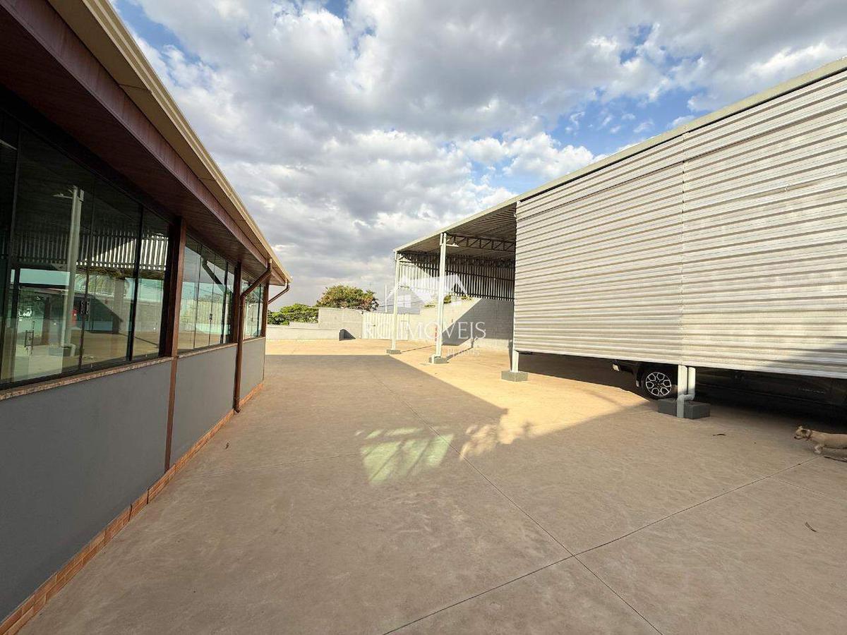 Galpão, Jatobá (barreiro), 0 Quarto, 40 Vagas