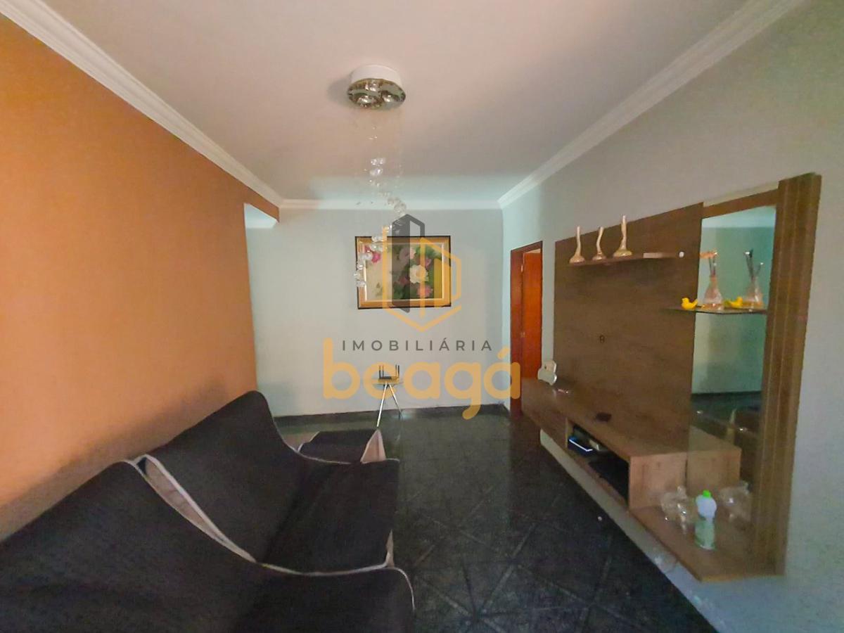 Casa, Arvoredo, 4 Quartos, 2 Vagas, 1 Suíte