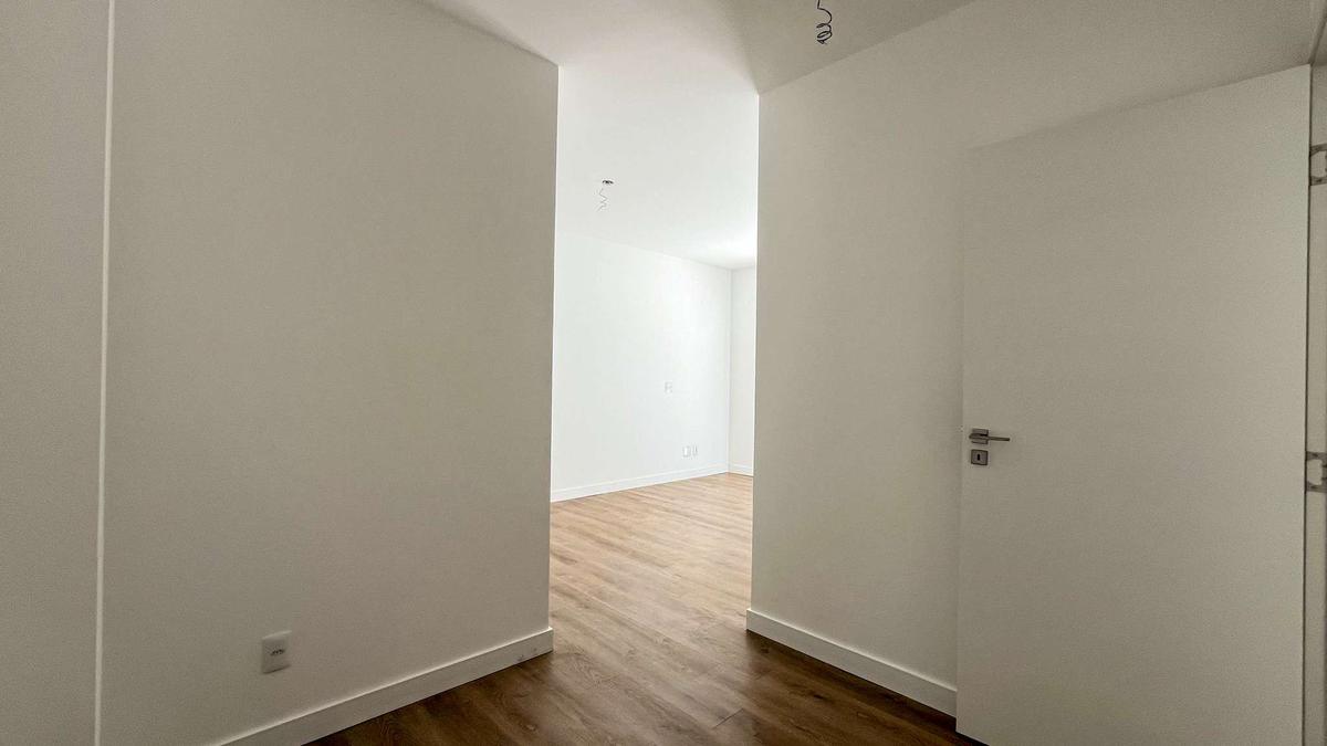 Apartamento, Cruzeiro, 4 Quartos, 4 Vagas, 2 Suítes