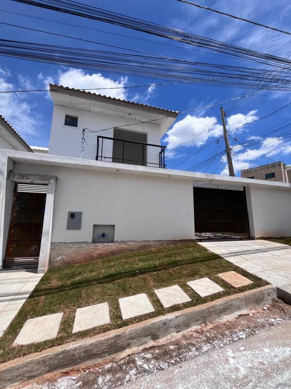 Casa, Masterville, 2 Quartos, 2 Vagas