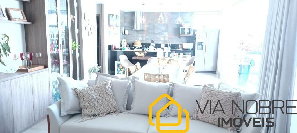 Casa, Estoril, 7 Quartos, 3 Vagas, 3 Suítes