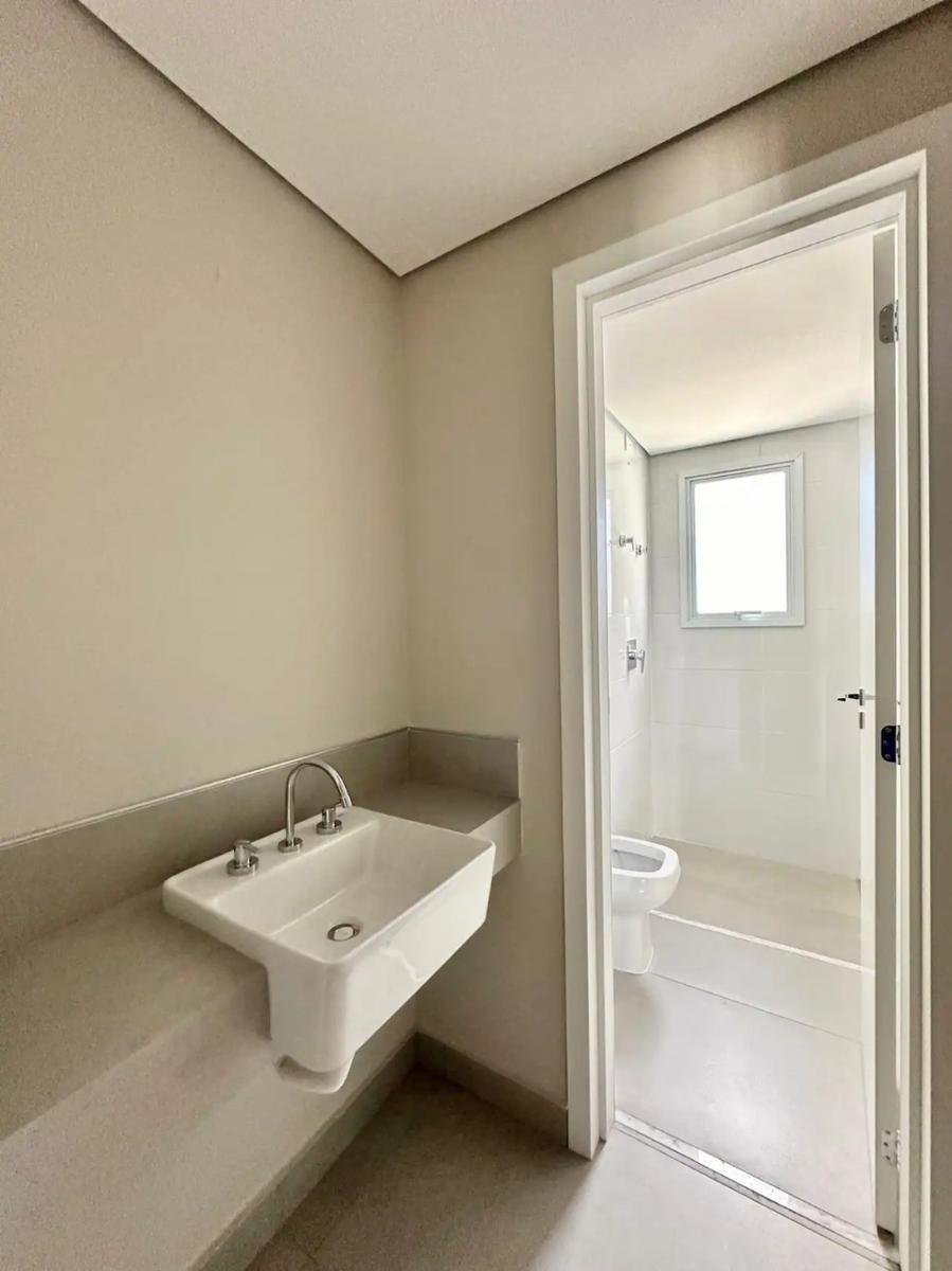 Apartamento, Lourdes, 3 Quartos, 2 Vagas, 3 Suítes