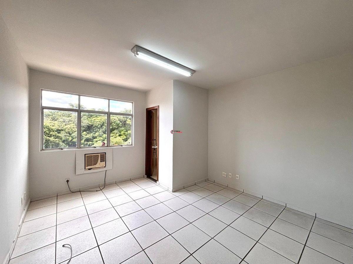 Sala, São José, 0 Quarto, 0 Vaga