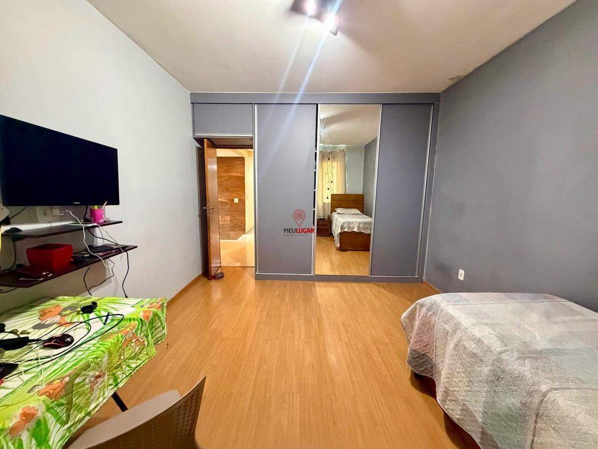 Casa, CDI Jatobá (barreiro), 3 Quartos, 3 Vagas, 1 Suíte