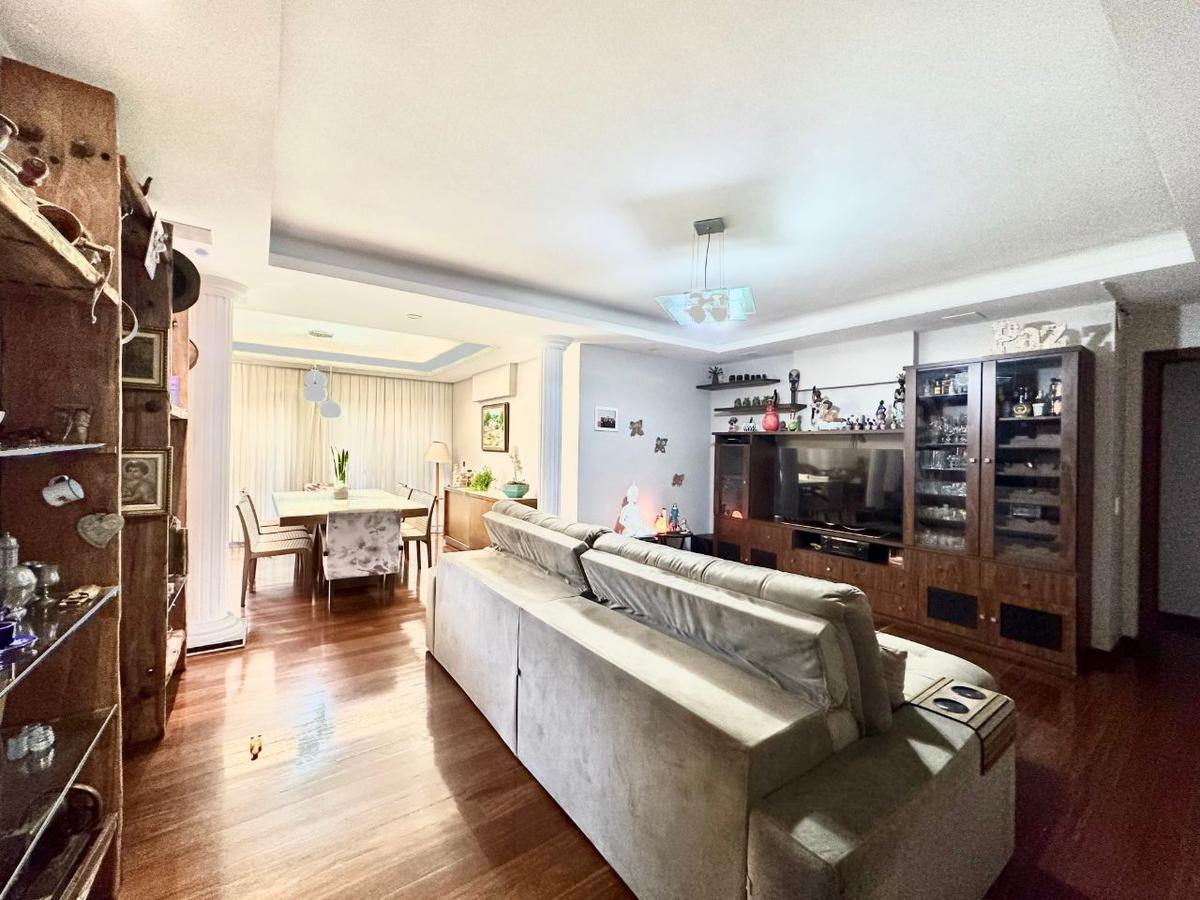 Apartamento, Funcionários, 4 Quartos, 2 Vagas, 1 Suíte