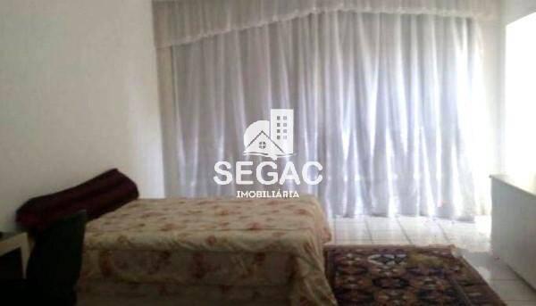 Casa, Trevo, 3 Quartos, 4 Vagas, 3 Suítes