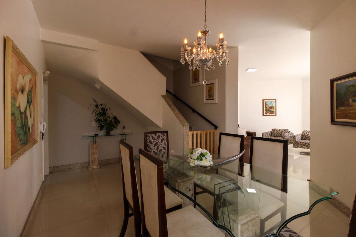Casa, Dona Clara, 3 Quartos, 4 Vagas, 1 Suíte