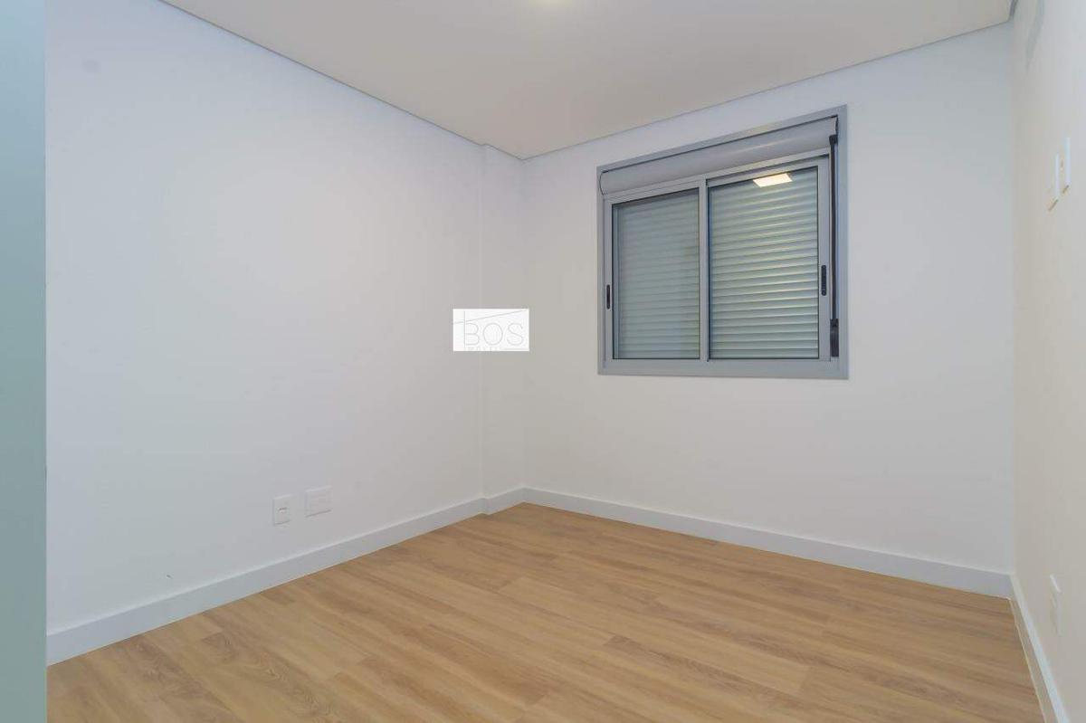 Apartamento, Sagrada Família, 3 Quartos, 2 Vagas, 1 Suíte